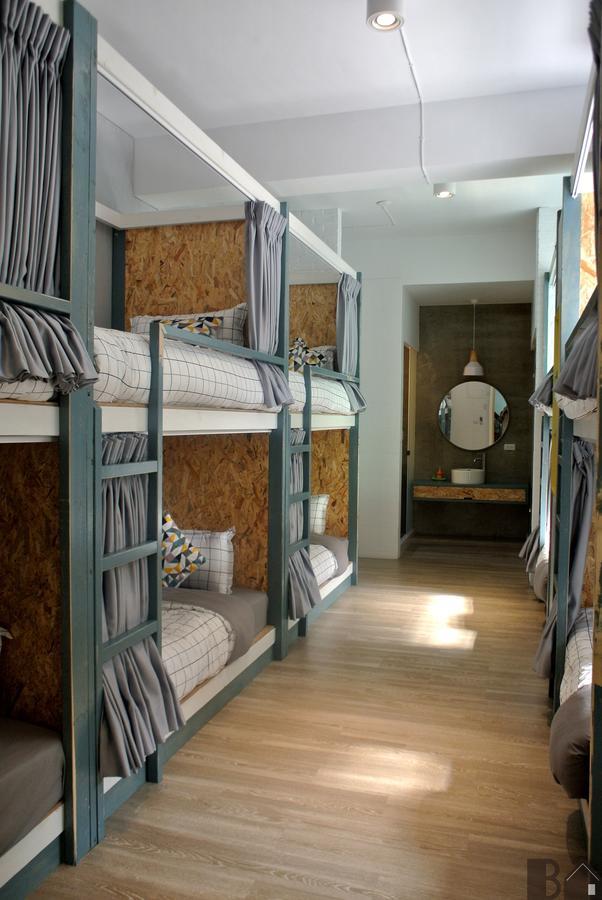 Bobooks Hostel Chiayi Exterior foto